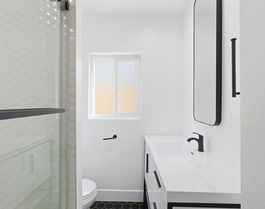 6415 Madden Avenue - Photo Thumbnail 12