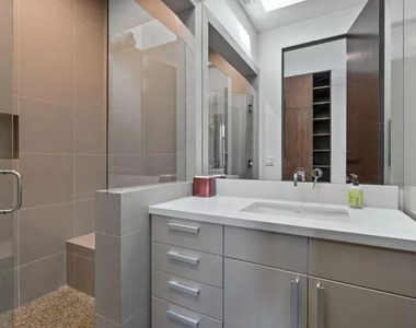 800 N Harper Avenue - Photo Thumbnail 14