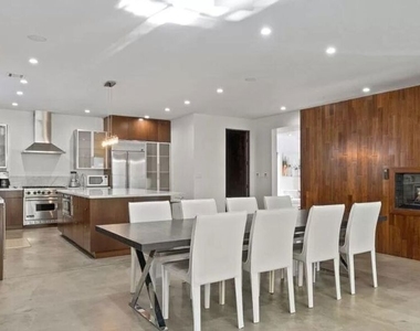 800 N Harper Avenue - Photo Thumbnail 16