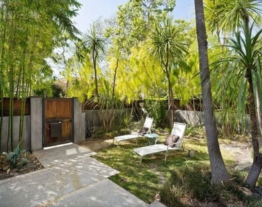 800 N Harper Avenue - Photo Thumbnail 1