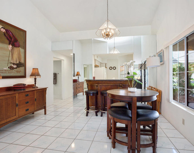 709 Vista Lago Circle N - Photo Thumbnail 6