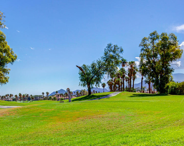 709 Vista Lago Circle N - Photo Thumbnail 24