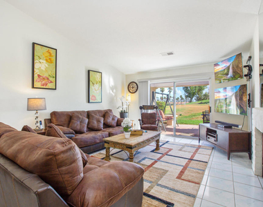 709 Vista Lago Circle N - Photo Thumbnail 4