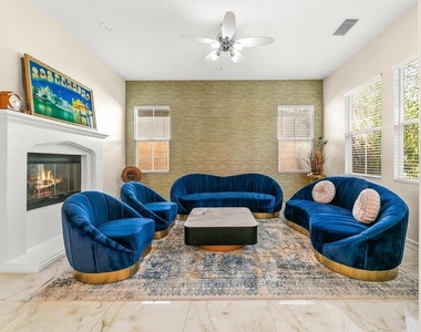 46211 Roadrunner Lane - Photo Thumbnail 8