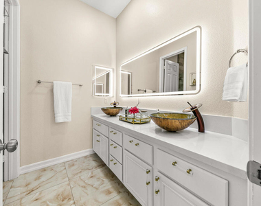 46211 Roadrunner Lane - Photo Thumbnail 25