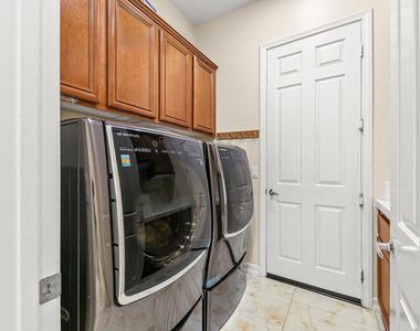 46211 Roadrunner Lane - Photo Thumbnail 21