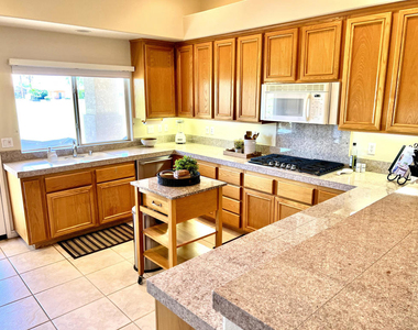 80372 Pebble Beach Drive - Photo Thumbnail 12