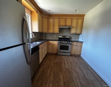 304 Dawson Lane - Photo Thumbnail 3