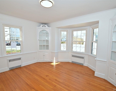 27 N Lewis - Photo Thumbnail 4