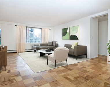 125 Lake Street - Photo Thumbnail 4