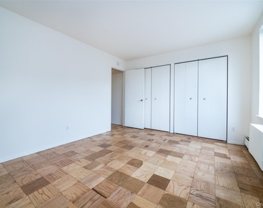 125 Lake Street - Photo Thumbnail 24