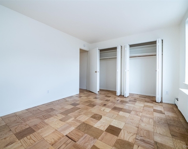 125 Lake Street - Photo Thumbnail 23
