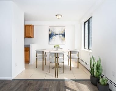 7 Lake Street - Photo Thumbnail 3