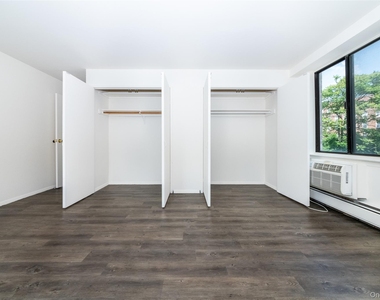 7 Lake Street - Photo Thumbnail 22