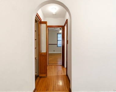 1 Broad Parkway - Photo Thumbnail 8