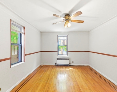 1 Broad Parkway - Photo Thumbnail 4