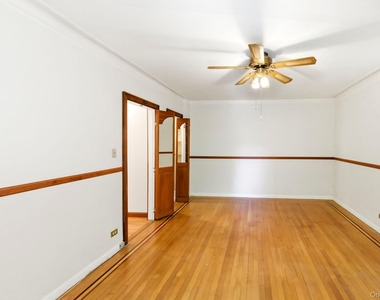 1 Broad Parkway - Photo Thumbnail 5