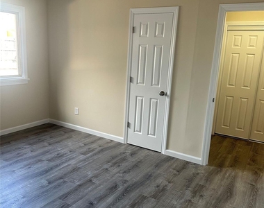360 Larkfield Road - Photo Thumbnail 8