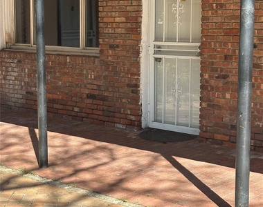 360 Larkfield Road - Photo Thumbnail 2