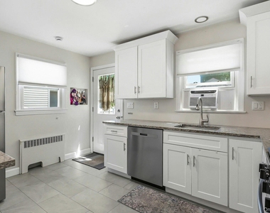 135 Woolsey Avenue - Photo Thumbnail 15
