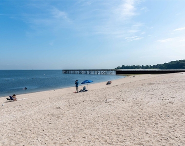 135 Woolsey Avenue - Photo Thumbnail 5
