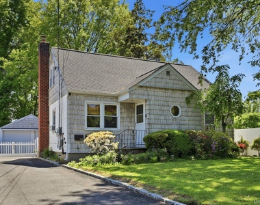 135 Woolsey Avenue - Photo Thumbnail 8