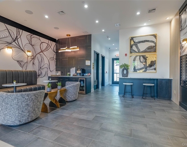 15 Washington Avenue - Photo Thumbnail 9