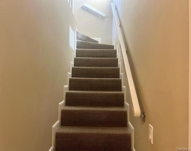 539 Dune Road - Photo Thumbnail 4