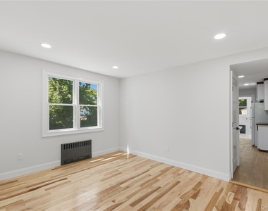 1 Alvin Street - Photo Thumbnail 3