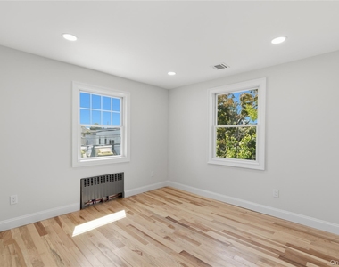 1 Alvin Street - Photo Thumbnail 7