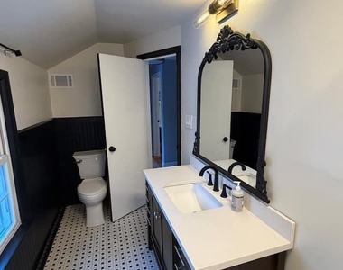 135 Winthrop Avenue - Photo Thumbnail 14
