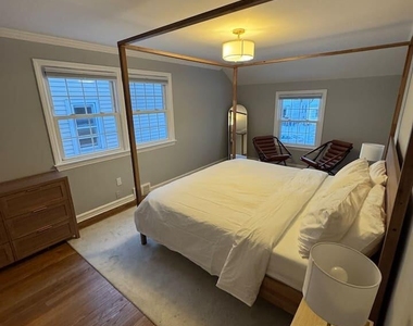 135 Winthrop Avenue - Photo Thumbnail 10