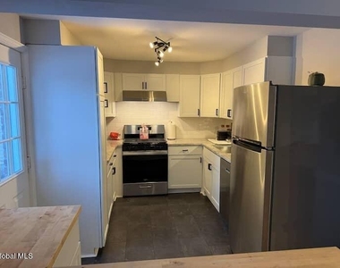 135 Winthrop Avenue - Photo Thumbnail 6