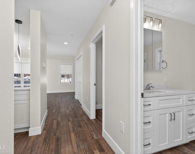 6 Arrow Street - Photo Thumbnail 29