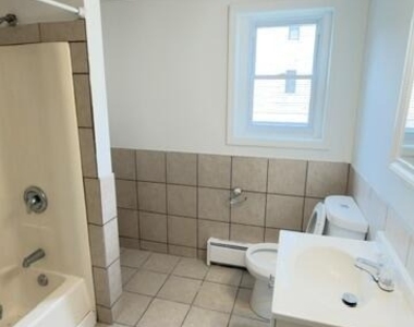 3134 6th Avenue - Photo Thumbnail 7