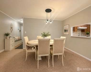 161 Applegate Lane - Photo Thumbnail 2