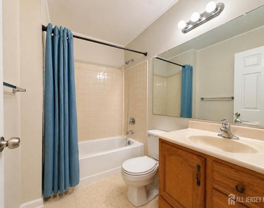 161 Applegate Lane - Photo Thumbnail 7