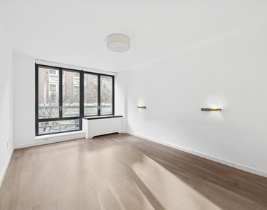 50 W 15th Street - Photo Thumbnail 1