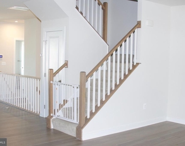 1697 Dunnington Place - Photo Thumbnail 22