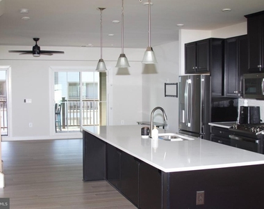 1697 Dunnington Place - Photo Thumbnail 10