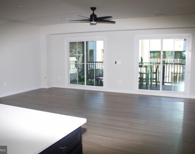 1697 Dunnington Place - Photo Thumbnail 21