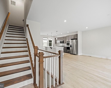 1548 Meadowlark Glen Road - Photo Thumbnail 22