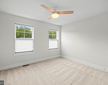 1548 Meadowlark Glen Road - Photo Thumbnail 34
