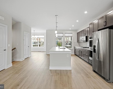 1548 Meadowlark Glen Road - Photo Thumbnail 23