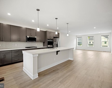 1548 Meadowlark Glen Road - Photo Thumbnail 16