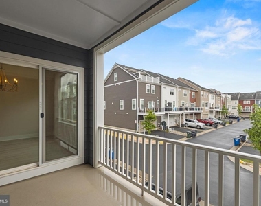 1548 Meadowlark Glen Road - Photo Thumbnail 20