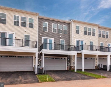 14534 Alsace Lane - Photo Thumbnail 36