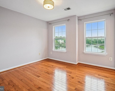9305 Sumner Lake Boulevard - Photo Thumbnail 23