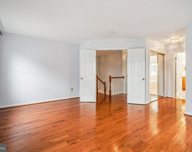 9305 Sumner Lake Boulevard - Photo Thumbnail 19