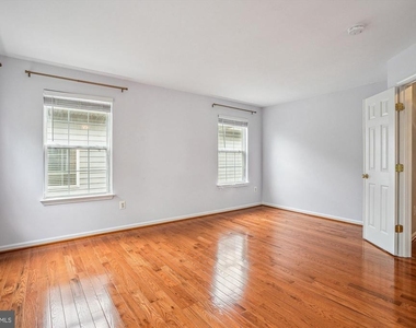 9305 Sumner Lake Boulevard - Photo Thumbnail 18